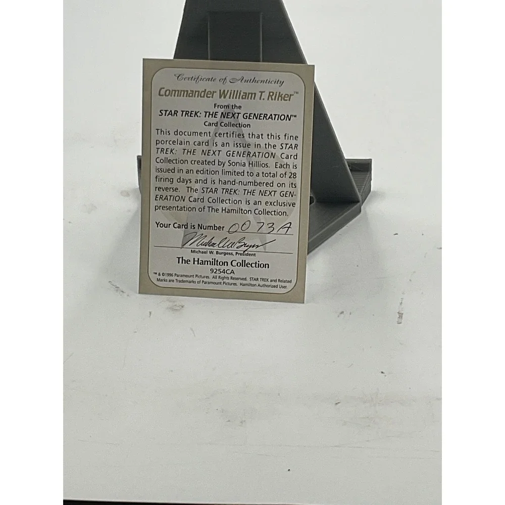 Star Trek TNG Commander William T‎ Riker Porcelain Collector Card